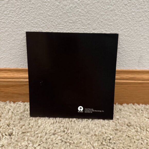 Nick Jonas Spaceman Autograph - Picture 3 of 4